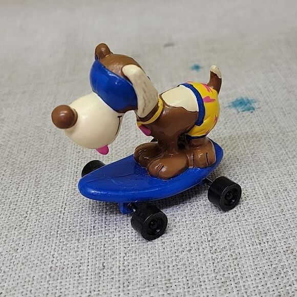 1996 Walt Disney Oliver &Company vhs movie+figures - Picture 9 of 9